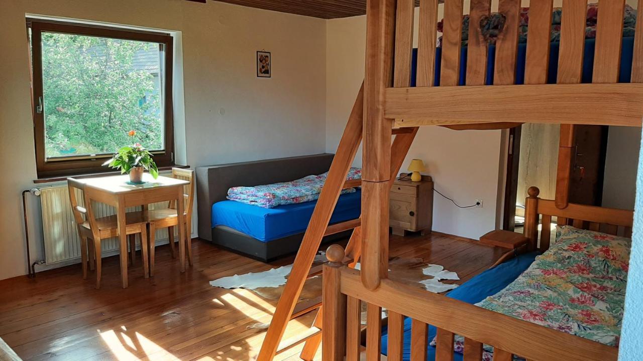 Appartement Healing Farm à Gorenja Vas  Extérieur photo
